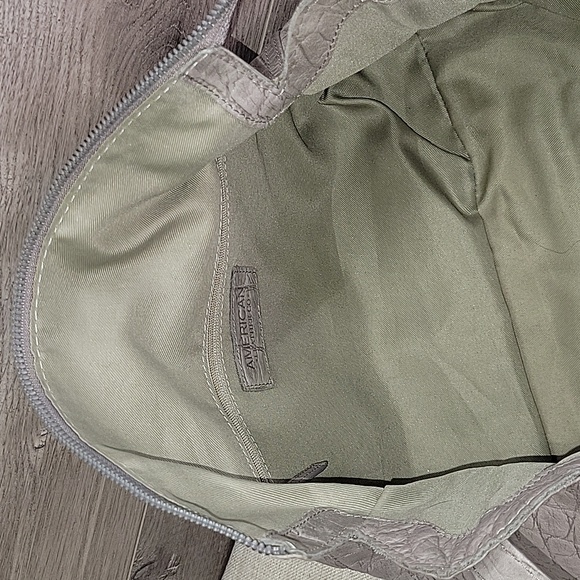 American Leather Co Gray Croc Embossed Shoulder Bag - Picture 13 of 15